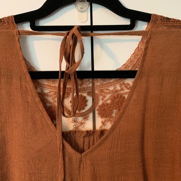 Forever 21 Lace inset rust colored top size Medium - Picture 7 of 10